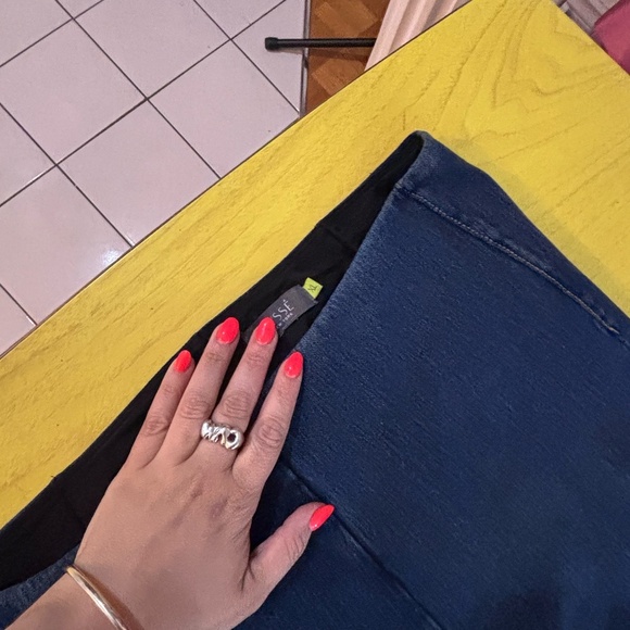 wide leg jegging denim - Picture 3 of 5